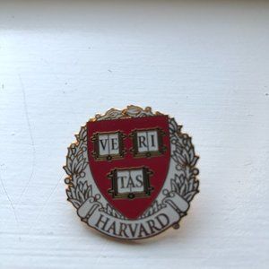 HARVARD VERITAS CIRCULAR PIN